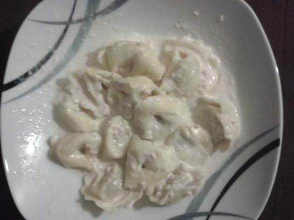 Tortellini alla Panna/ Schinken-Sahne Soße wie beim Italiener  