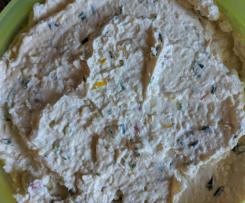 Weißer Peperoni-Feta-Frischkäse Dip