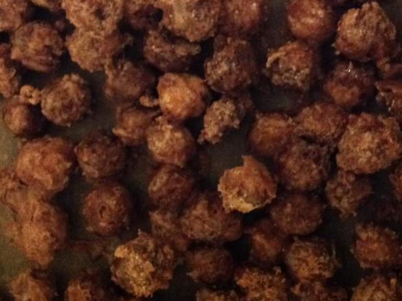 Variation von gebrannte Mandeln, diesmal HASELNÜSSE