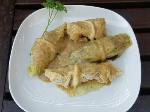 Wirsingrouladen mit Hähnchenkern  á la Thermiküche - LOW CARB