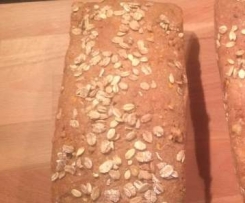 Karotten (Möhren) Walnuss Brot