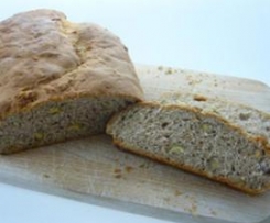 Nuss-Buttermilch-Brot