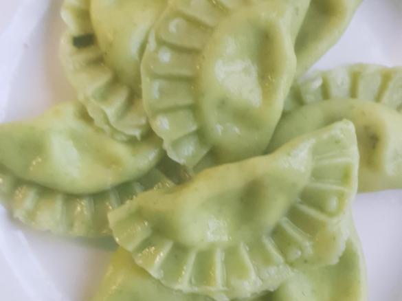 Bärlauch-Ravioli mit Ricotta-Bärlauch Füllung