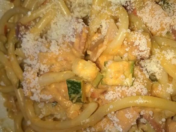 Zuccini-Tomatensoße zu Nudeln / Spagetti