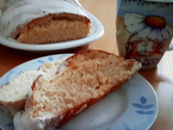 Hefezopf mit Quarkfüllung / Kaffeekuchen