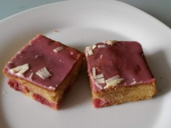 Kirsch-Eierlikör-Würfel