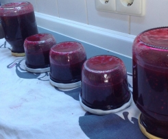 Leckere Brombeermarmelade 