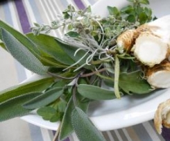 Fisch in Meerrettich - Kräuterpanade mit Kartoffeln und Gemüse