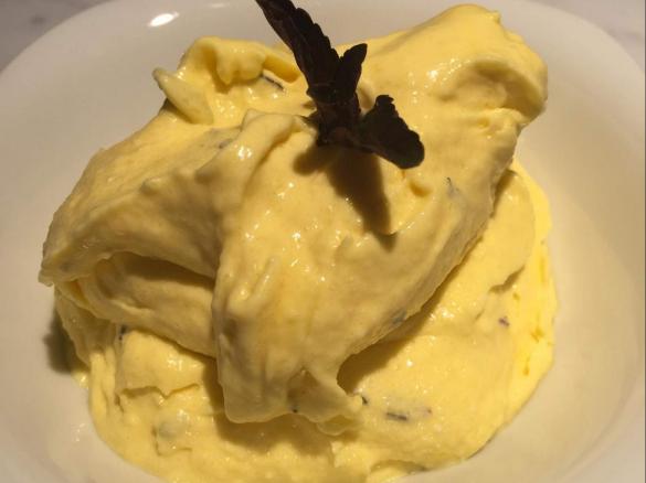 Mango-Kokos-Minz-Eis