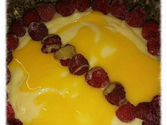 Eierlikör Pudding mit Himbeeren