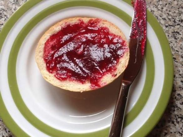 Kornapfel-Holunderbeerensaft Marmelade 