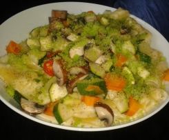 Nudeln mit Varomagemüse und grünem Parmesan