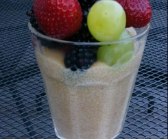 Amaranthcreme mit Beeren (Atilla Hildmann)