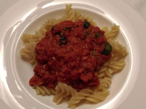 Thunfischsauce zu Nudeln ohne Schnick Schnack