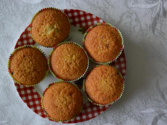 Leckere Muffins mit Schokostückchen