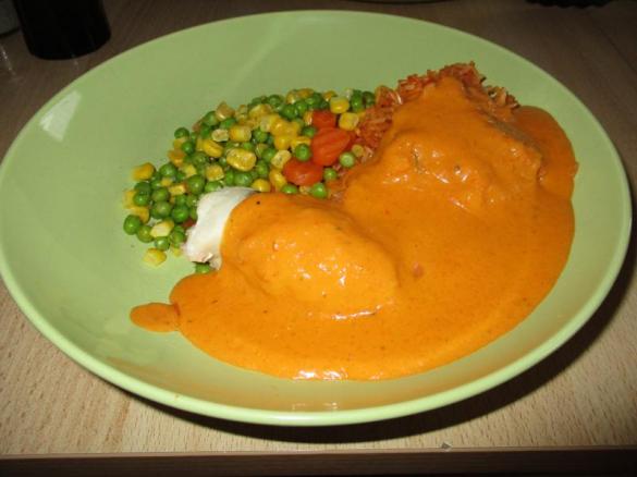 Hähnchenroulade mit Käse-Schinken-Füllung