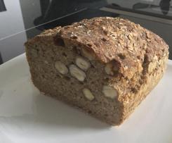 Vollkorn Haselnuss Brot