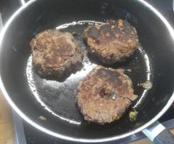 Vegane Patties aus Bohnen und Kichererbsen
