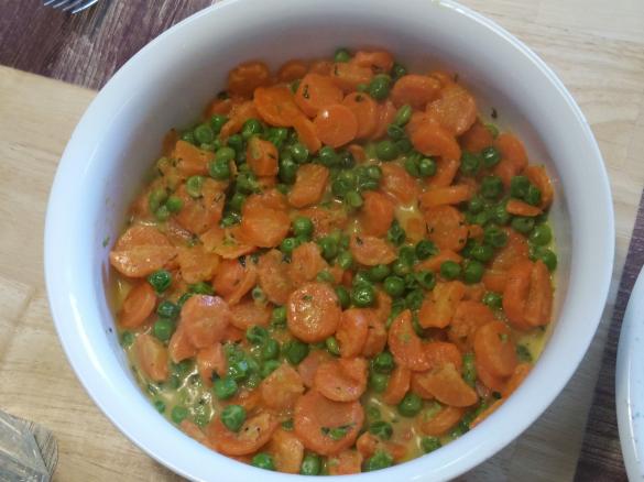 Erbsen und Möhren Gemüse einfach, aber gut