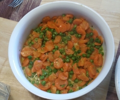 Erbsen und Möhren Gemüse einfach, aber gut