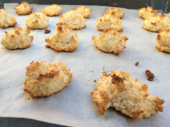 saftige Kokosmakronen mit Marzipan