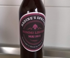 Variation von Nimm2 - Likör mit roten Früchten