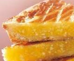 Butterkuchen mit Ingwer in Sirup