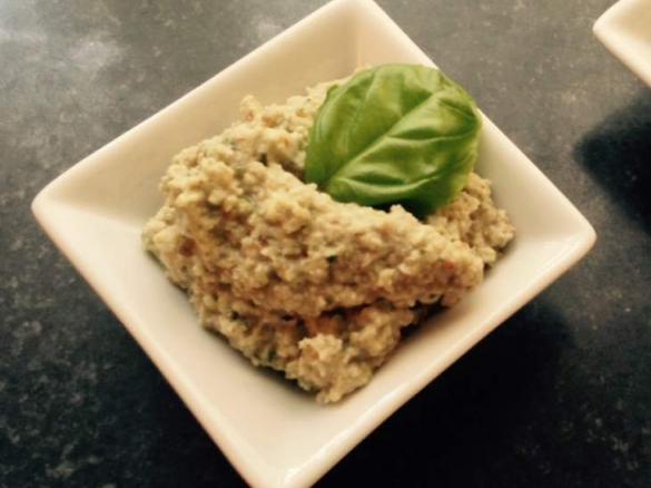 APFEL-MANDEL-BASILIKUM-KOKOS-LIMETTEN CREME ala Schwöllernland :-) (100 % vegan.glutenfrei.zuckerfrei.) 