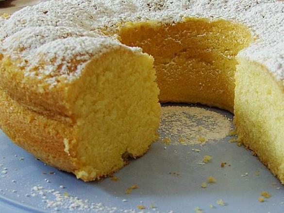 Variation von Eierlikörkuchen