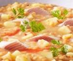 Scharfe Linsensuppe mit Forellenfilet