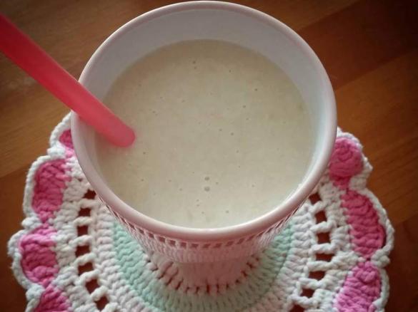 Cashew-Bananen-Milchshake