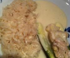 Zucchinischiffchen m. überdampften Käse