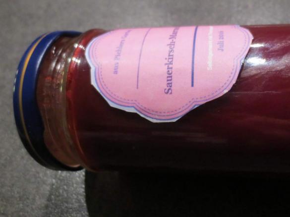 Sauerkirschmarmelade mit einem Hauch von Mango