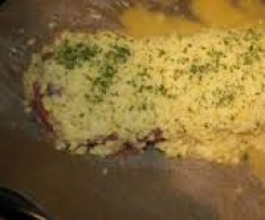 Schweineroulade mit Kartoffelkruste 