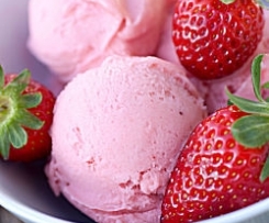 Fruchtsofteis Erdbeer