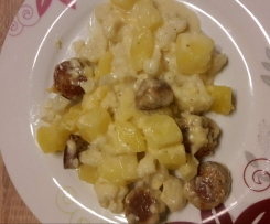 Blumenkohlauflauf mit Bratwurstbällchen