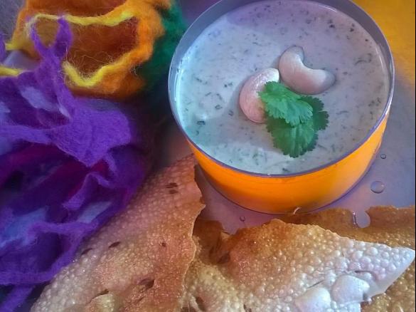 Cashew-Koriander Chutney, indischer Dip