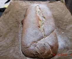 Marzipan-Mohn-Stollen