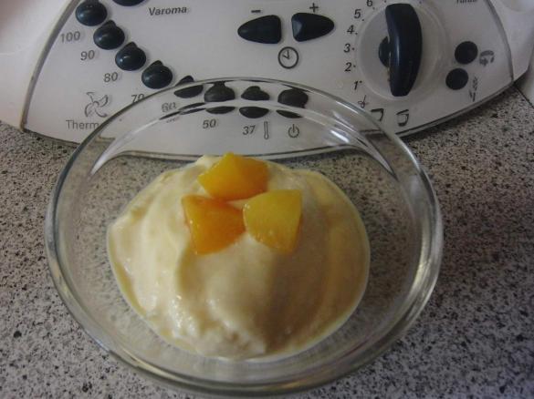 Pfirsich-Joghurt-Eis