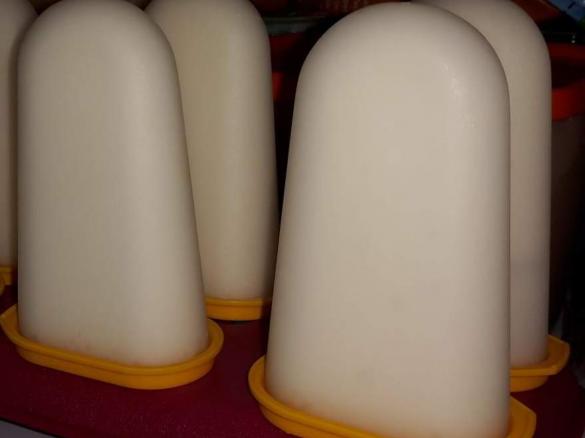 Maracuja-Buttermilch-Eis