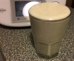 Bananen-Apfel-Ananas Milchshake