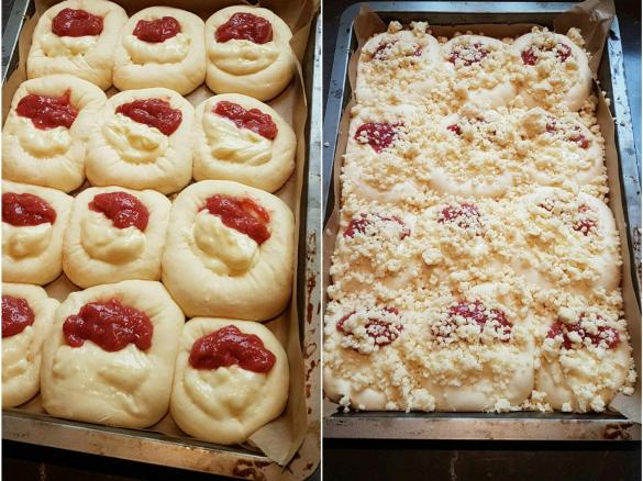 Pudding Erdbeer Hefeteig Buchteln