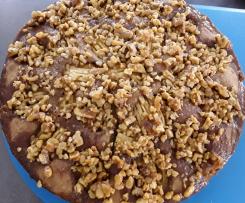 Apfel-Walnusskuchen mit Karamell-Amarettoguss