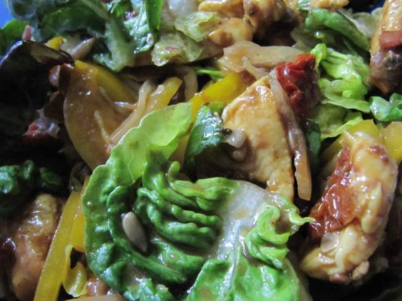 Salatmix mit Hähnchenbrust