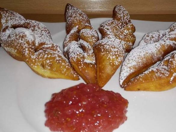 Ungarische Csörögefánk mal anderst