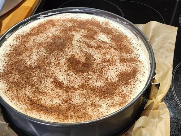 Kirsch-Amaretto-Torte