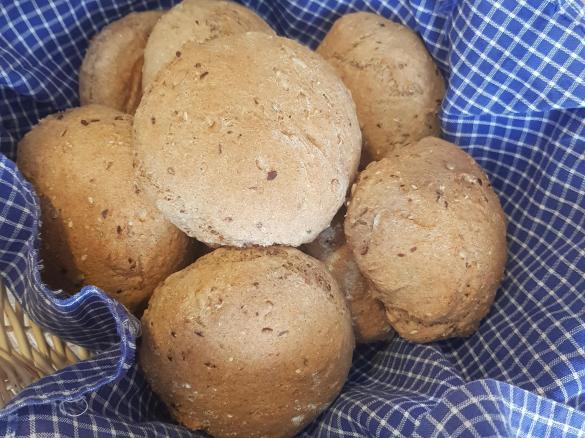 Vollkornbrötchen