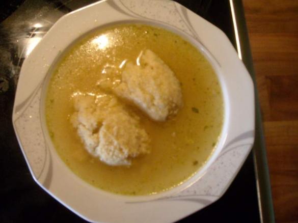 Käsnockerl Suppe