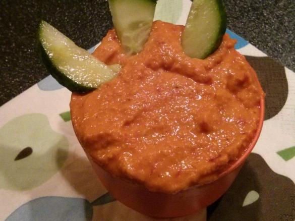 vegetarischer Paprikabrotaufstrich