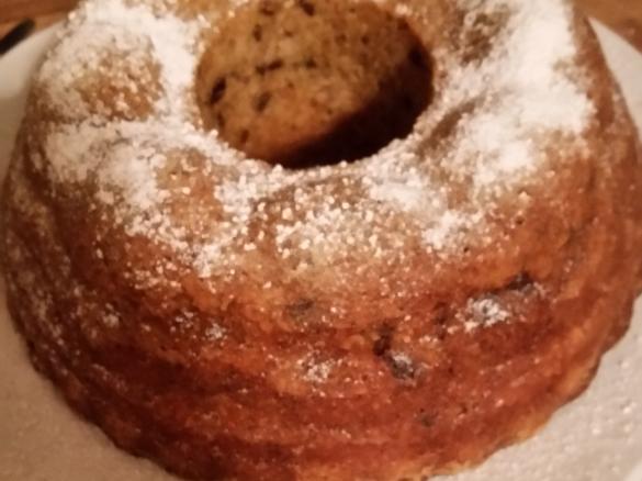 Apfelgugelhupf mit Schokolade - super saftig!!